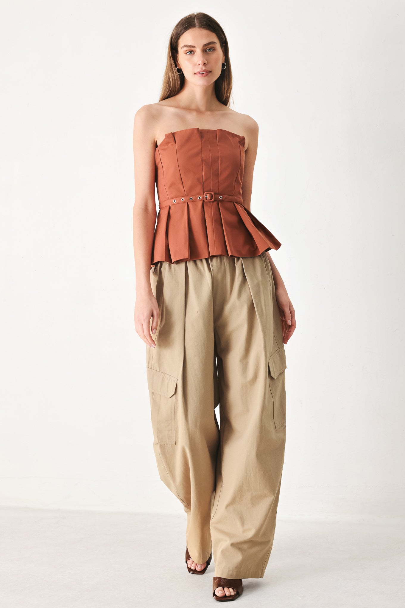 PURE FRAME WOVEN TUBE TOP