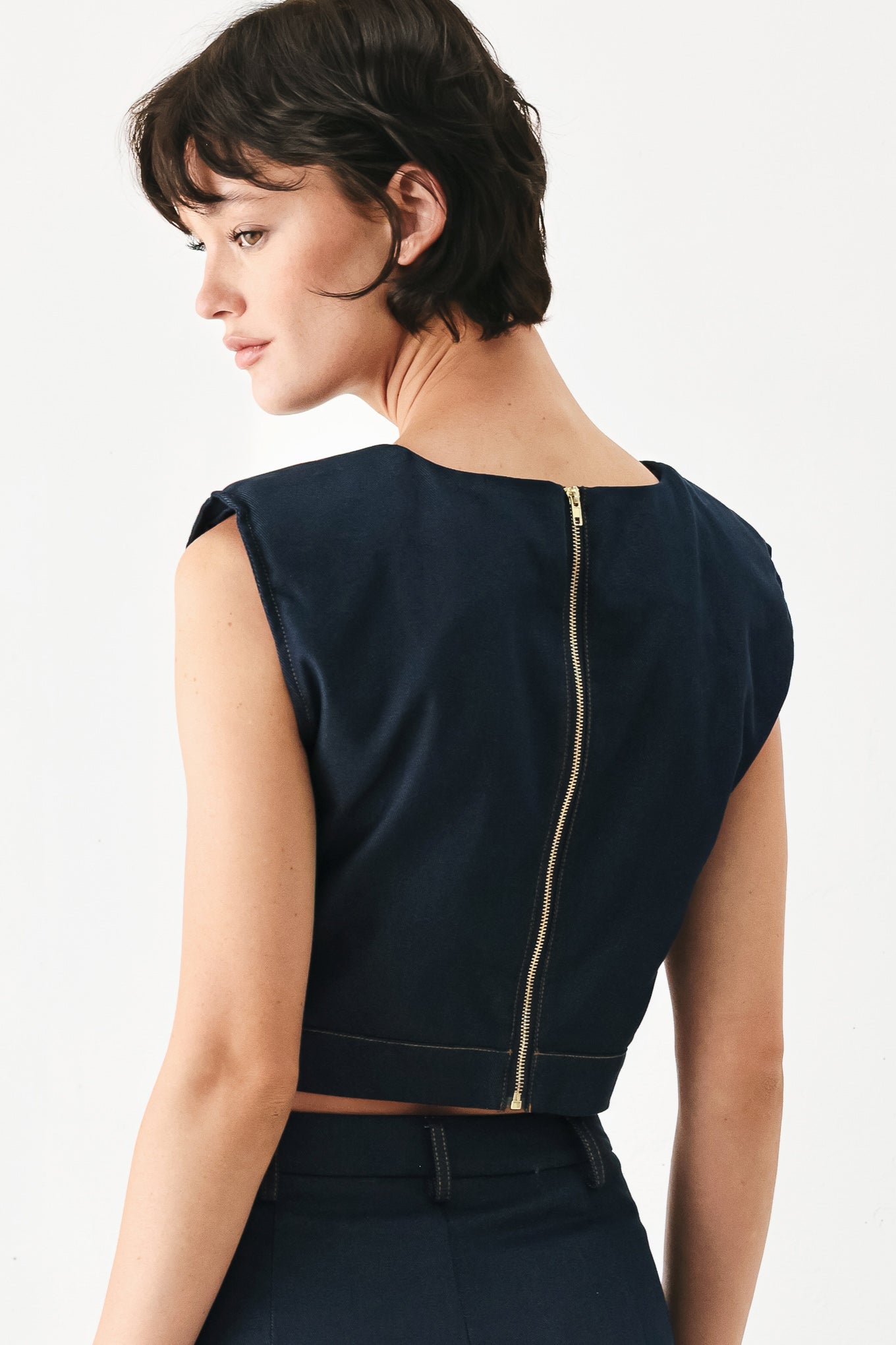 YACHT CLUB WOVEN CROP TOP