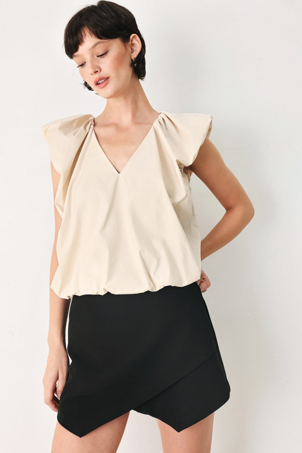 MOONLIGHT SOCIAL WOVEN TOP