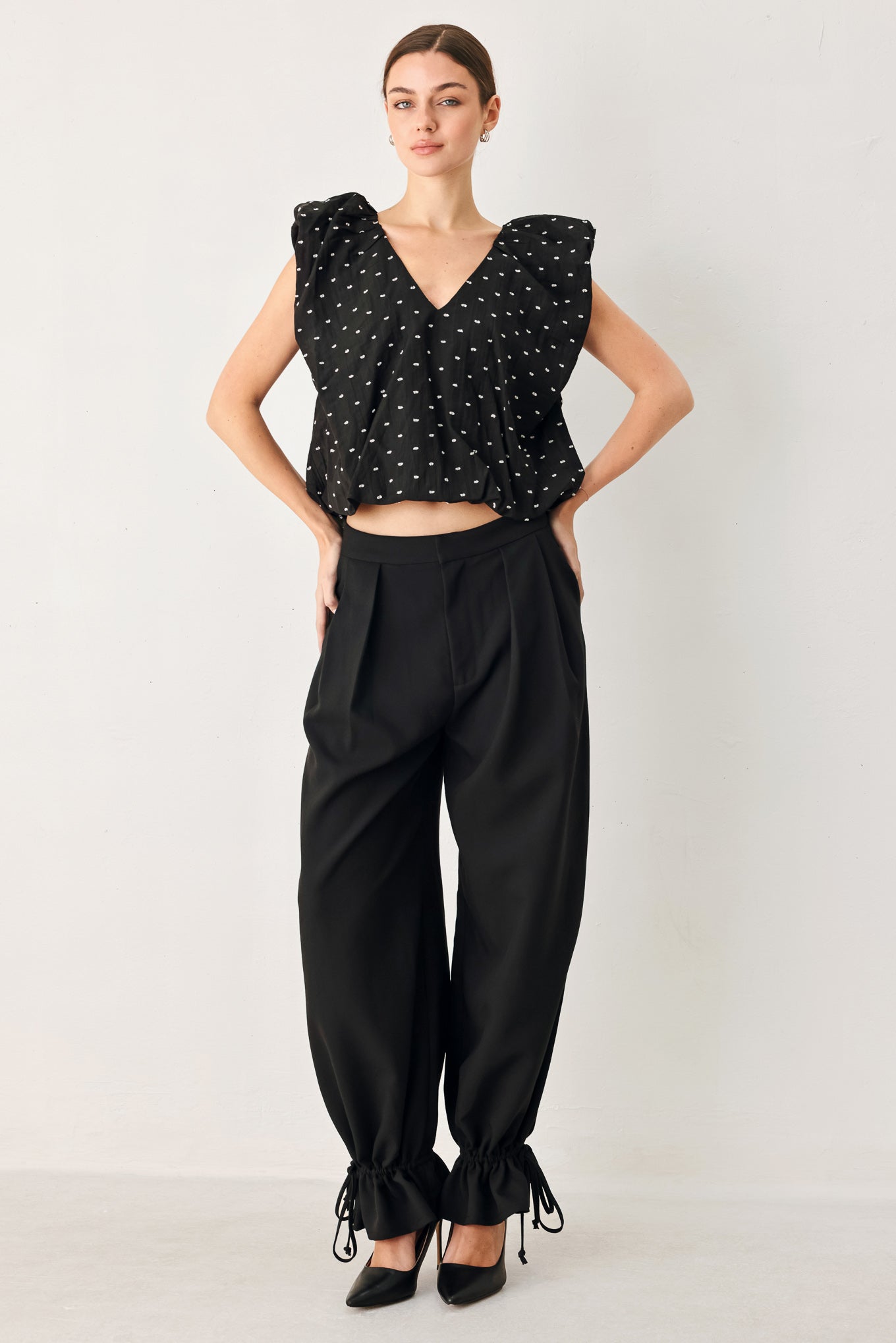 POLKA FLUTTER WOVEN TOP