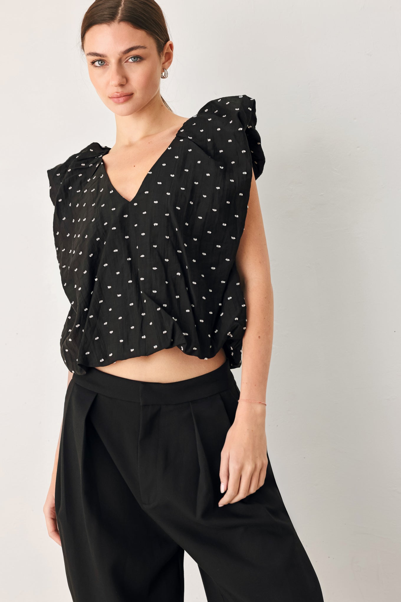 POLKA FLUTTER WOVEN TOP