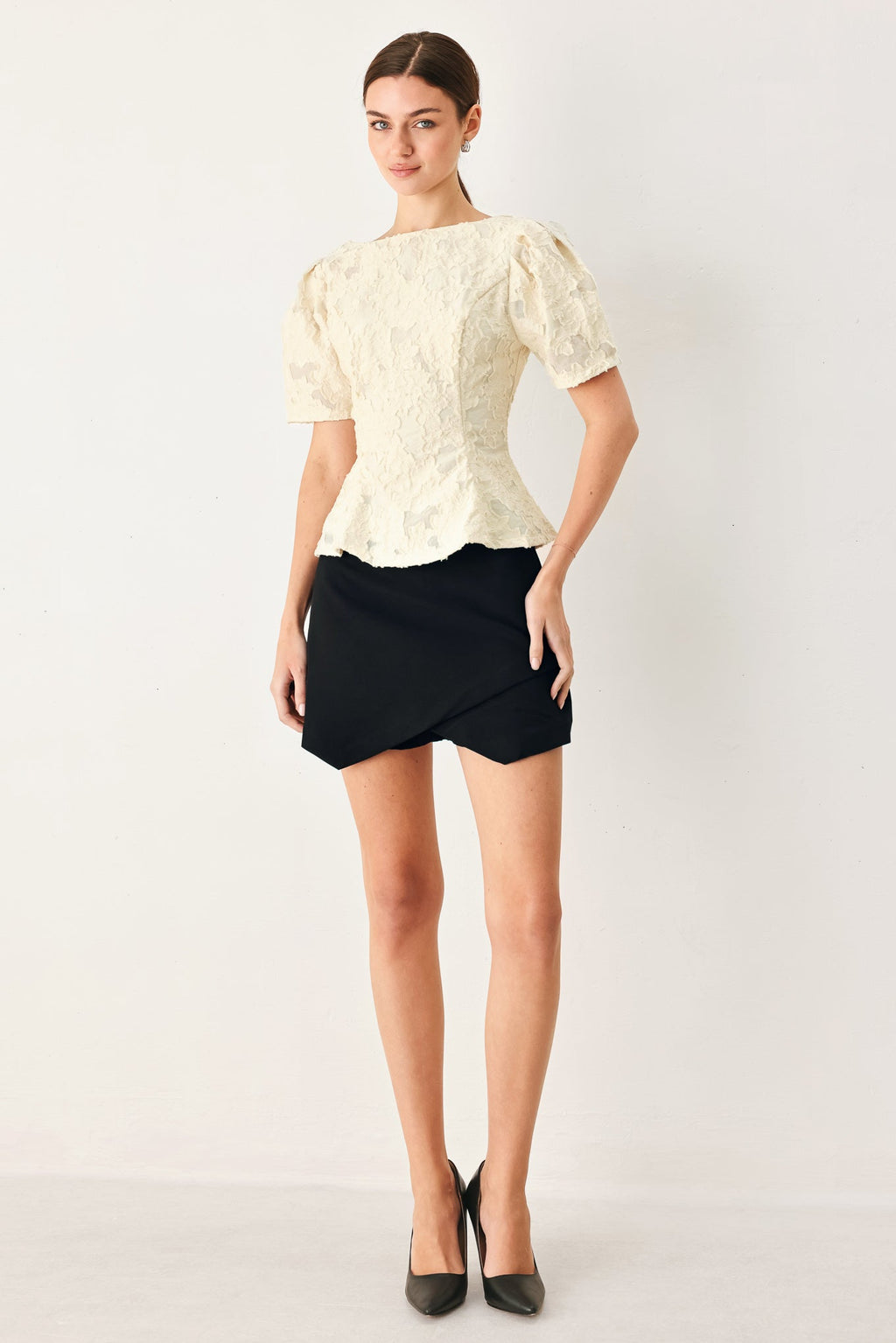 PRETTY BLOOM WOVEN JACQUARD TOP