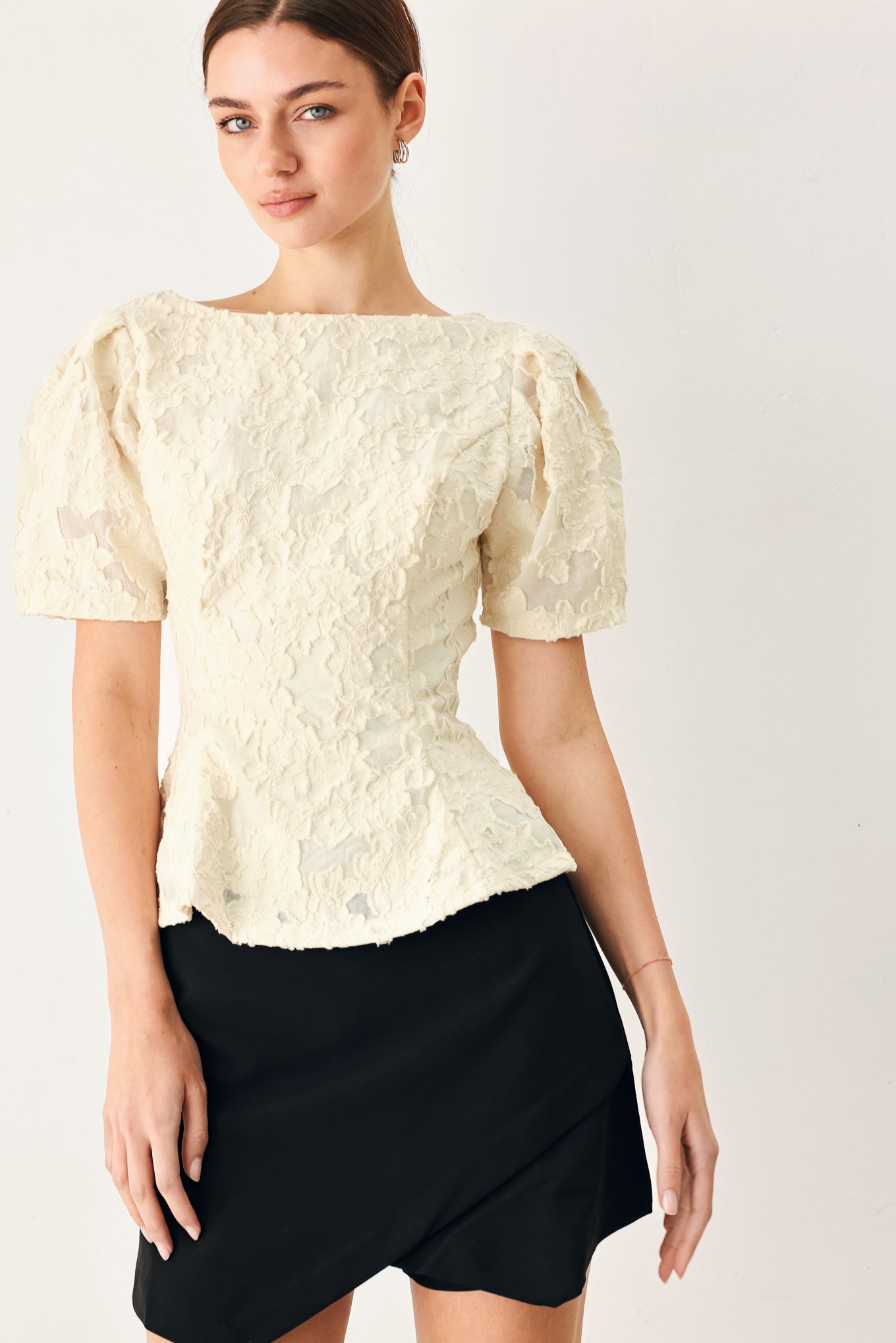 PRETTY BLOOM WOVEN JACQUARD TOP