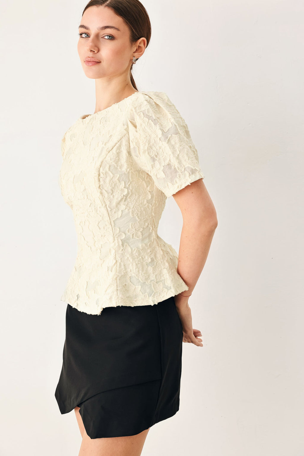 PRETTY BLOOM WOVEN JACQUARD TOP