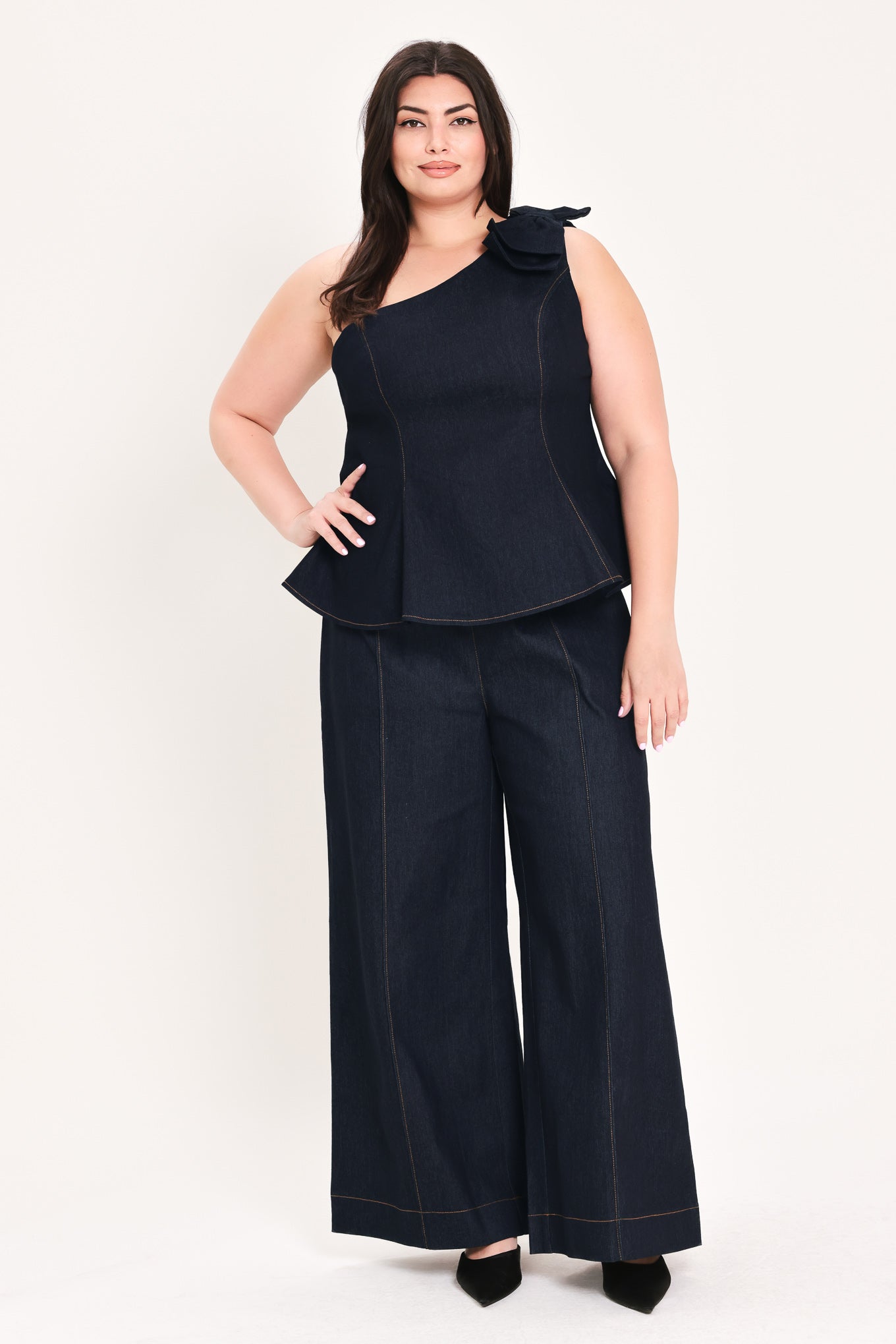 INDIGO BOW ONE SHOULDER DENIM TOP