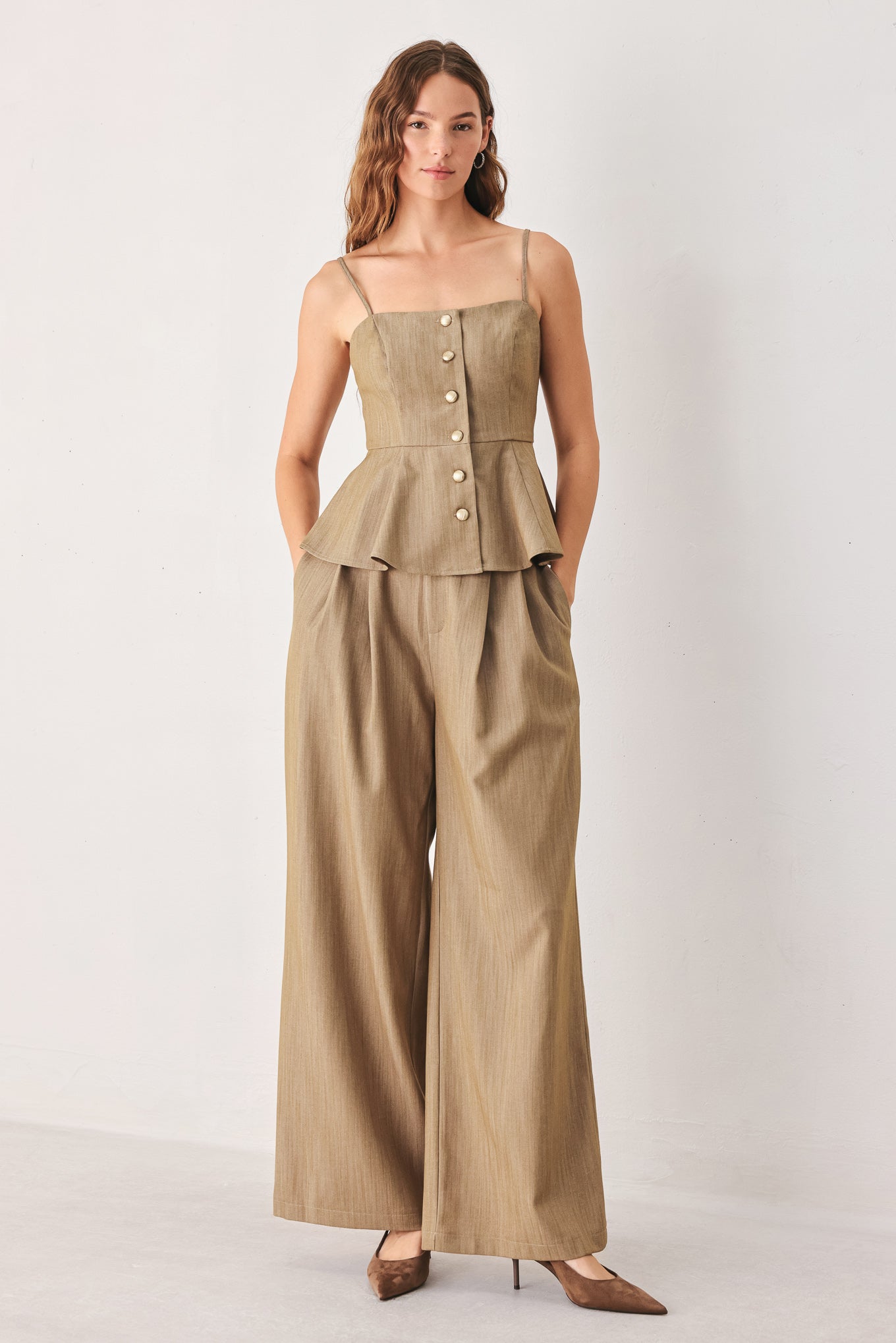 STONEWASH RELAXED WOVEN TOP