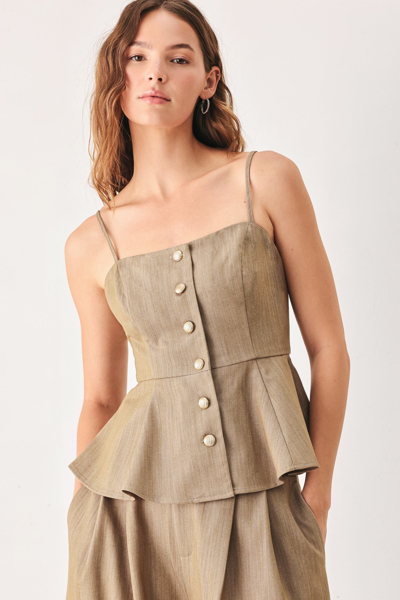 STONEWASH RELAXED WOVEN TOP