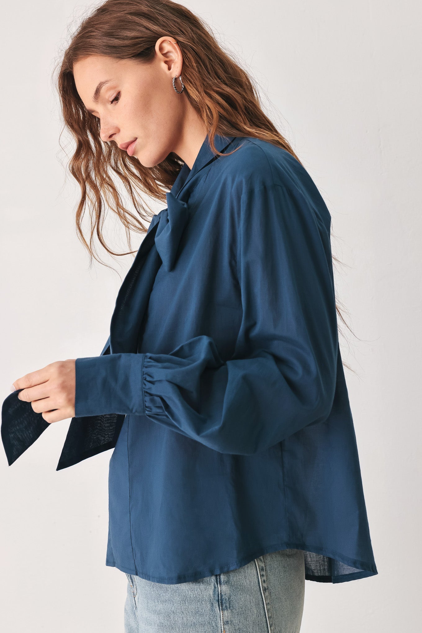 OCEAN INK PUSSY-BOW WOVEN TOP