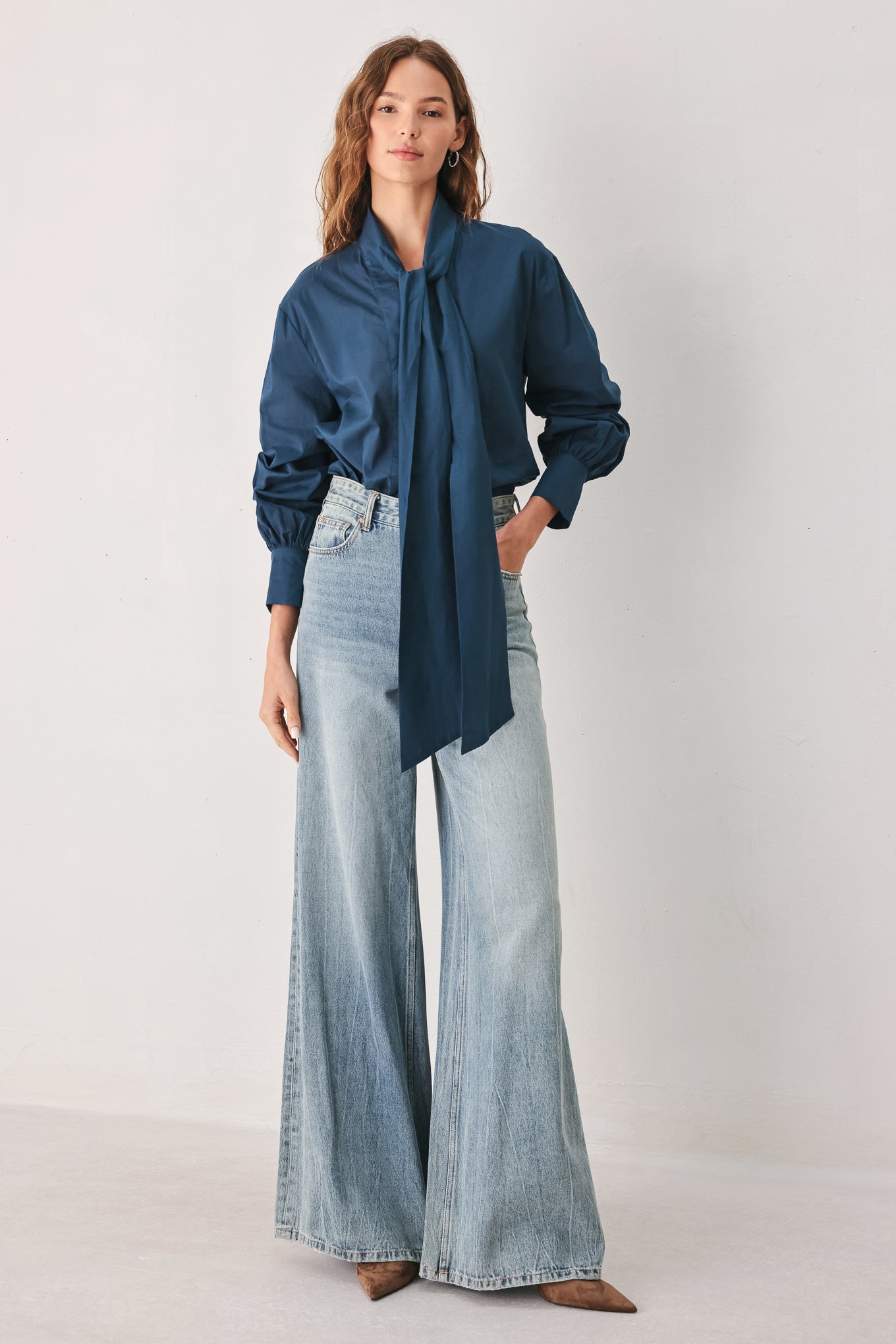 OCEAN INK PUSSY-BOW WOVEN TOP