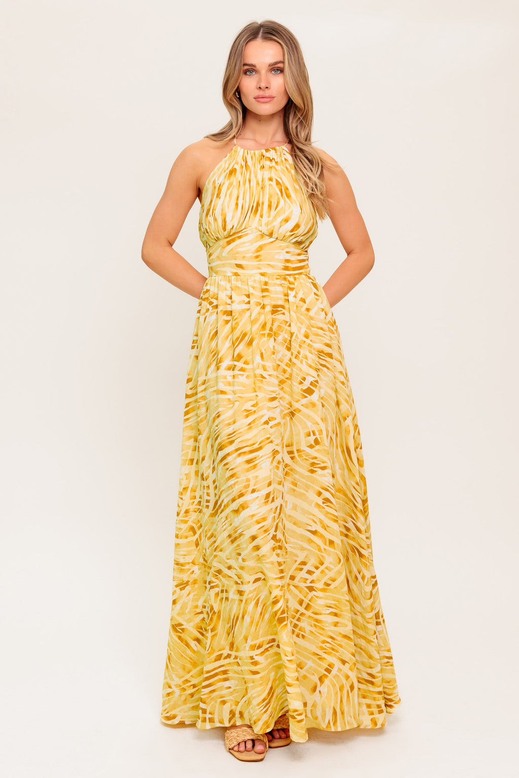 LIVING IN WONDERLAND WOVEN MAXI DRESS