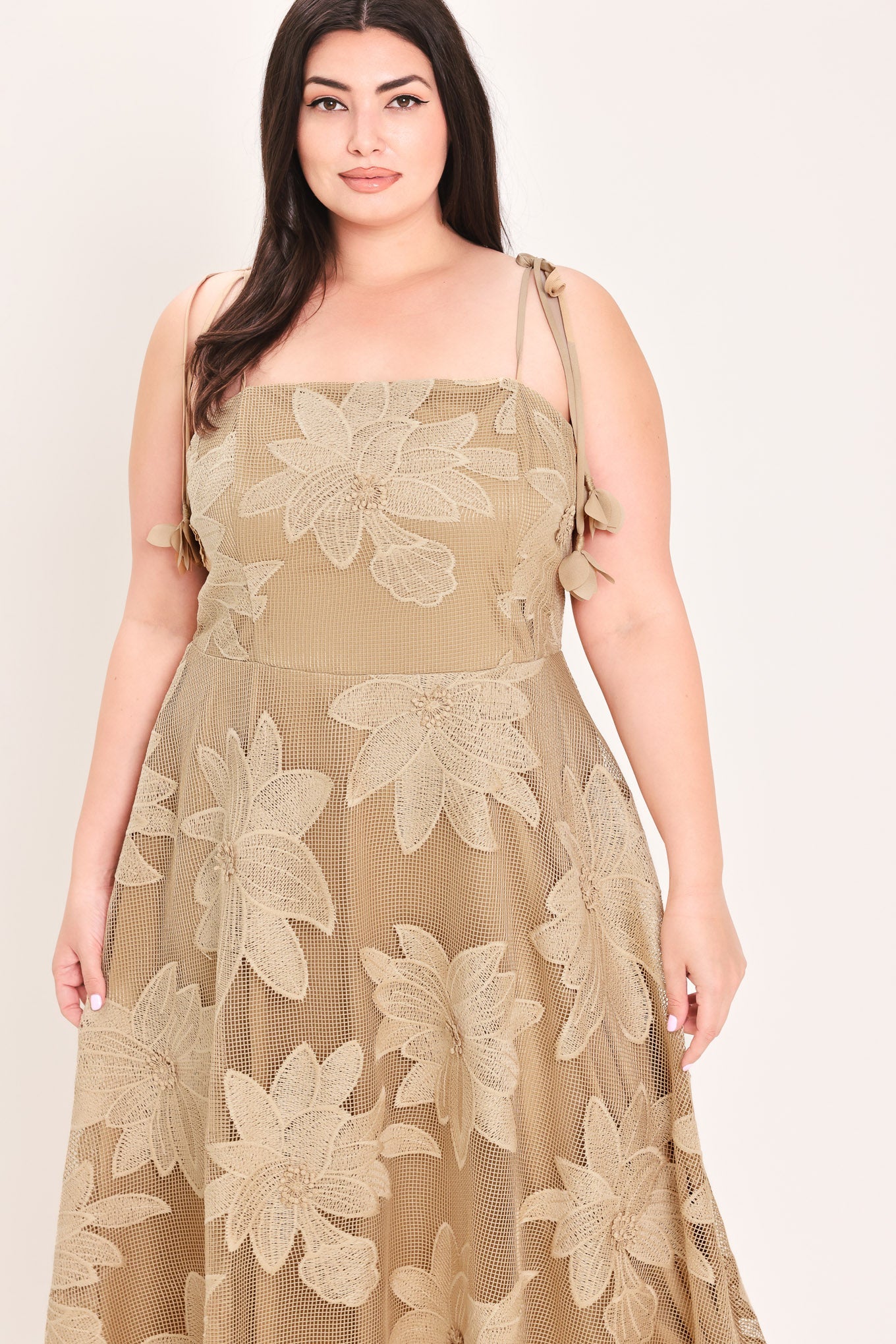SANDY BLOOM FLORAL WOVEN LACE MIDI DRESS