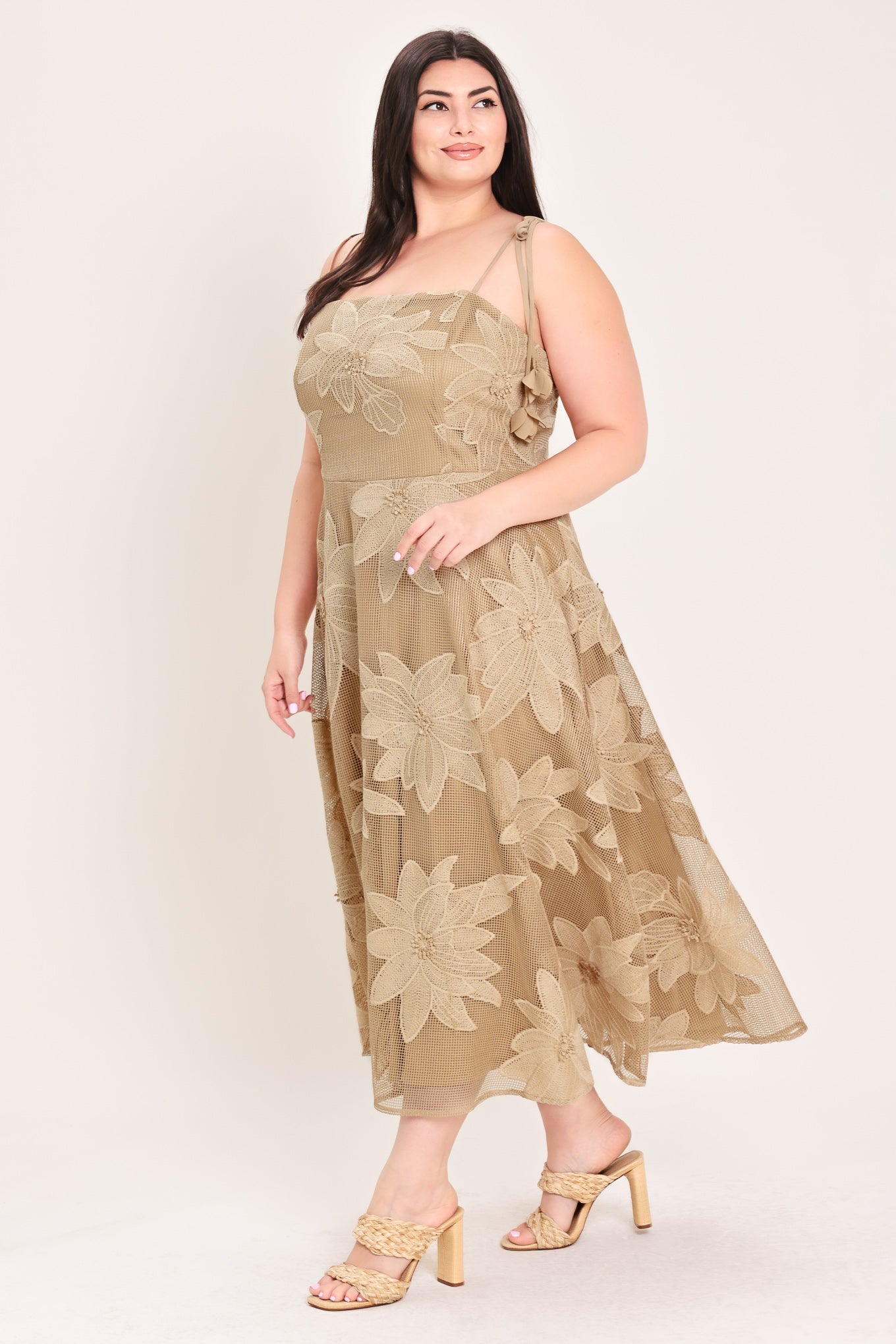 SANDY BLOOM FLORAL WOVEN LACE MIDI DRESS