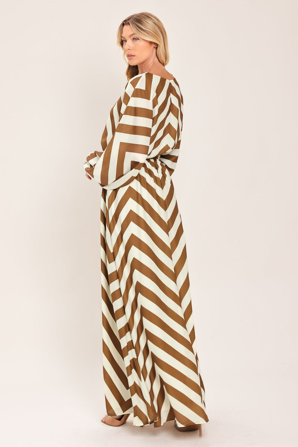 RESORT CHEVRON WOVEN MAXI DRESS