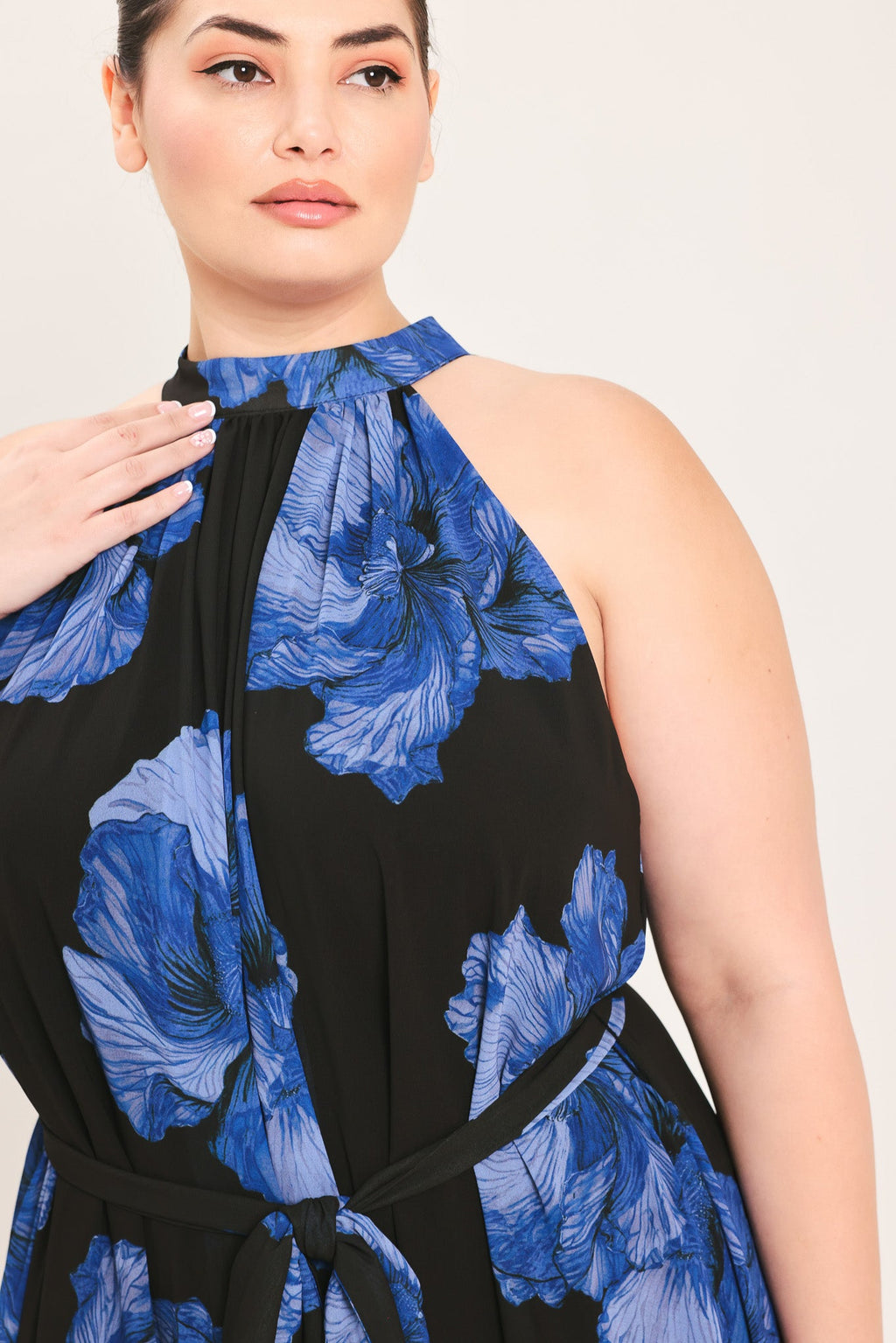 EVENING ORCHARD WOVEN HALTER MAXI DRESS