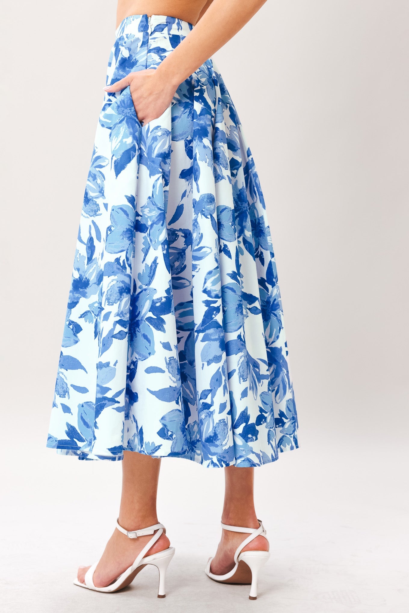 SKY BLOSSOM WOVEN FULL CIRCLE SKIRT