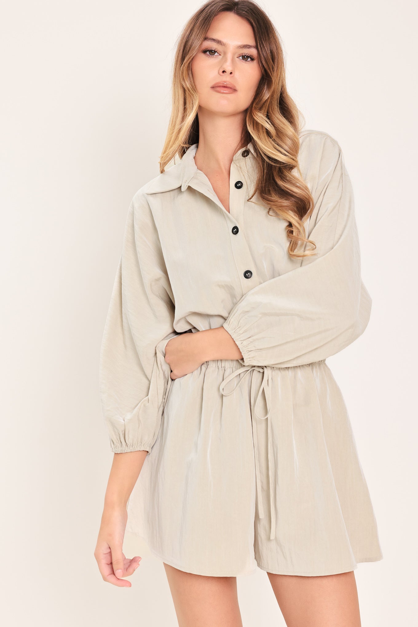 RESORT READY WOVEN ROMPER