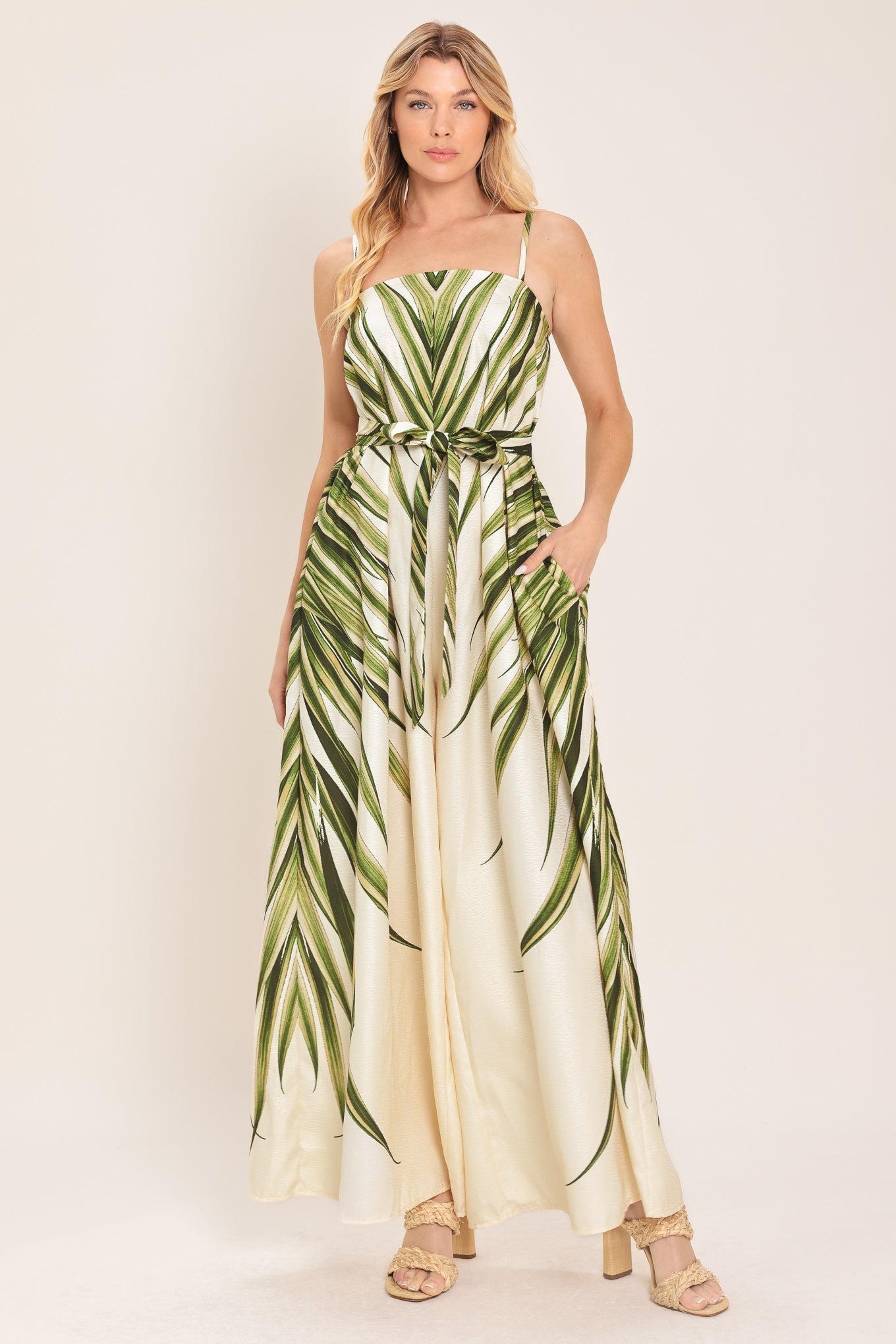 RESORT CANVAS WOVEN JUMPSUIT