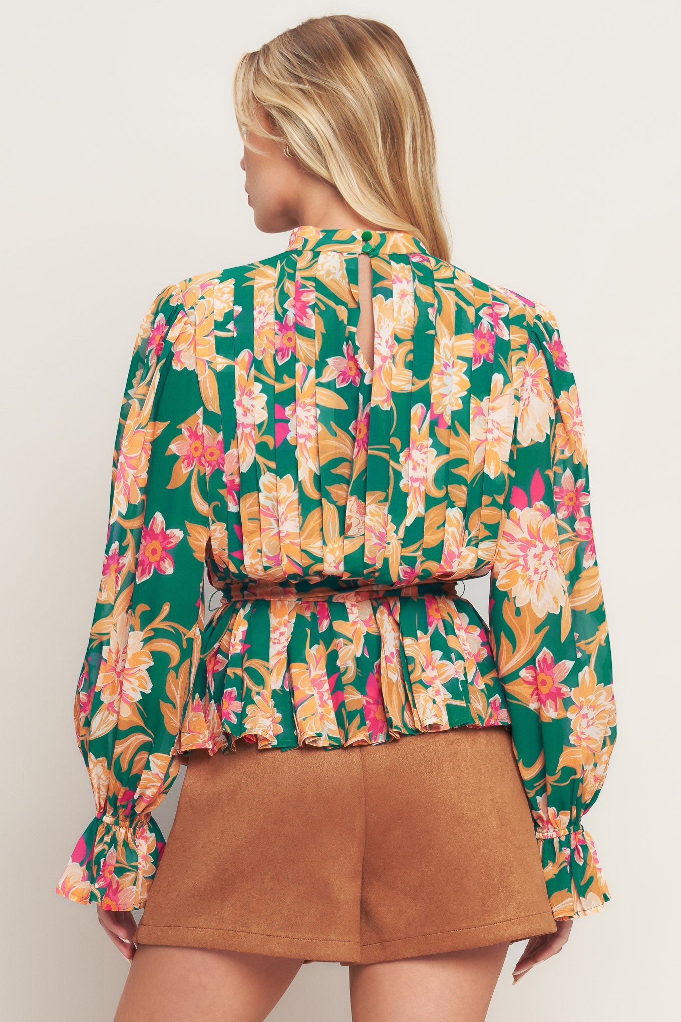 MISS PUNCTUALITY WOVEN TOP