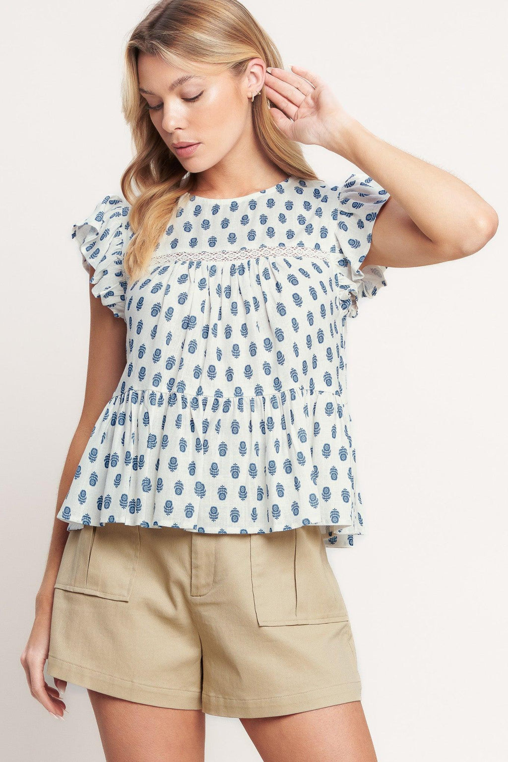 EASY GOING WOVEN TOP