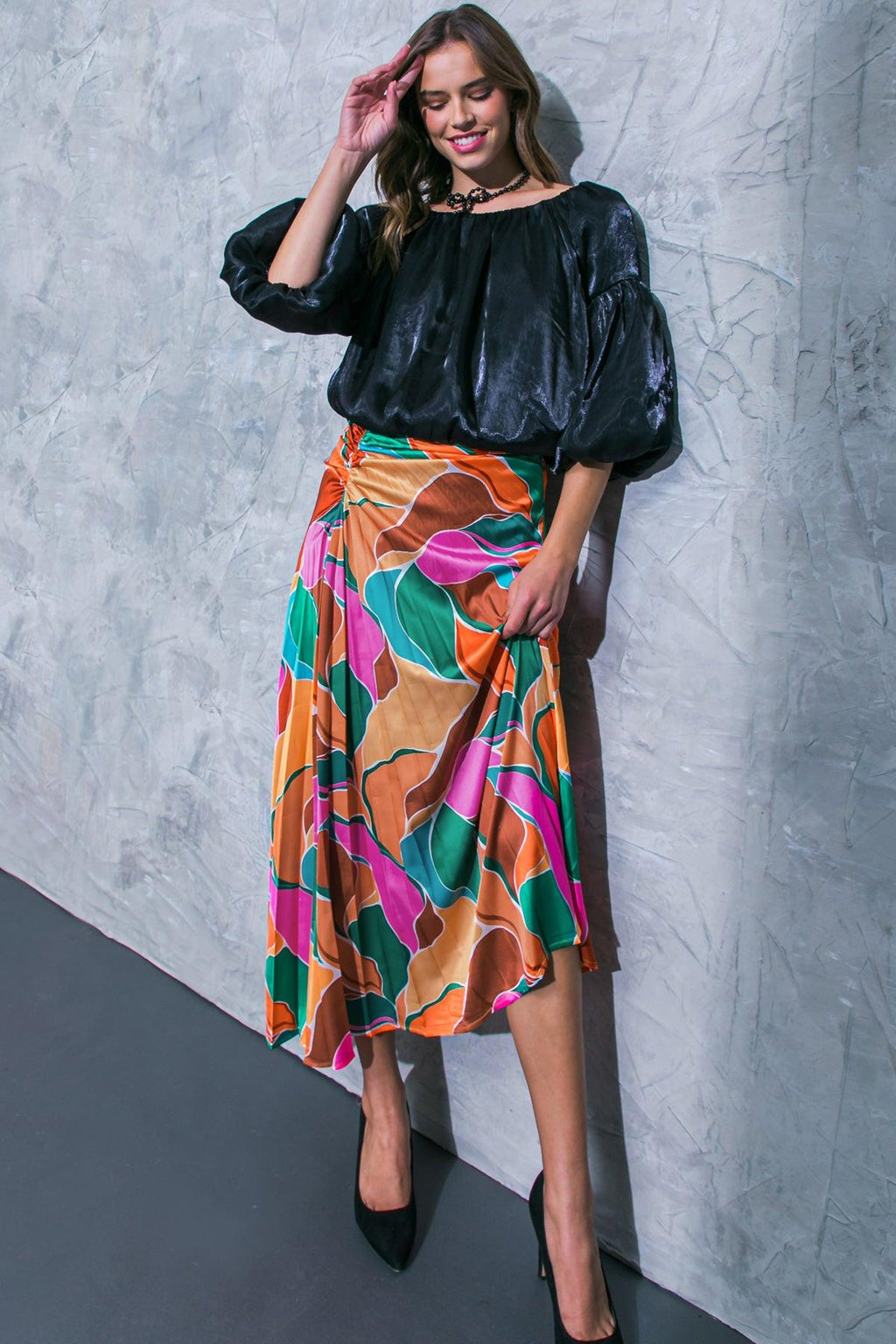SIMPLY FAVORED WOVEN TOP